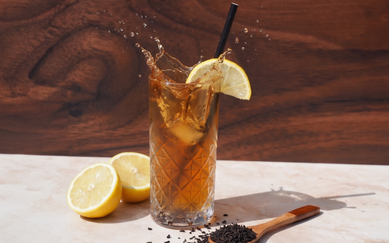 Southern Sweet Tea Cocktail.png