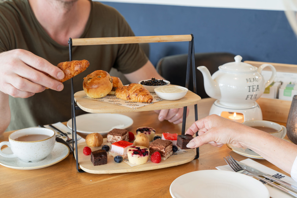 High Tea B10-06541-min.jpg